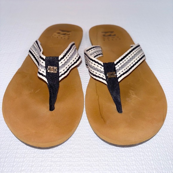 Billabong Women's Flip Flops Size 8 Sandals Beige White Black Woven Straps‎ - Picture 3 of 5